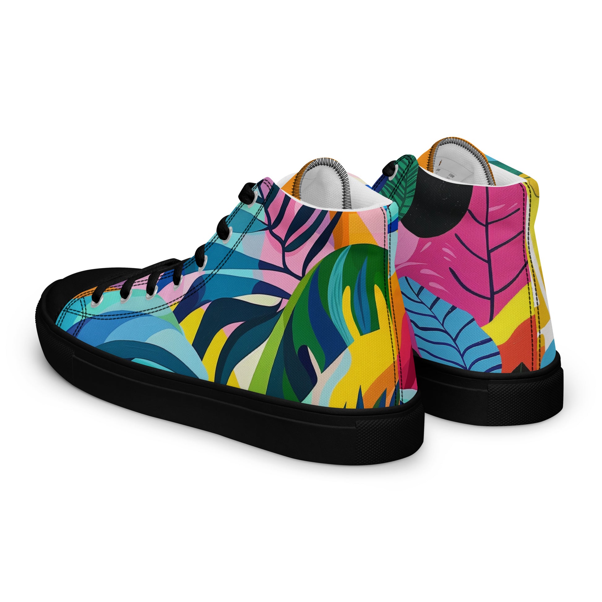 a pair of shoes and a pair of shoes 